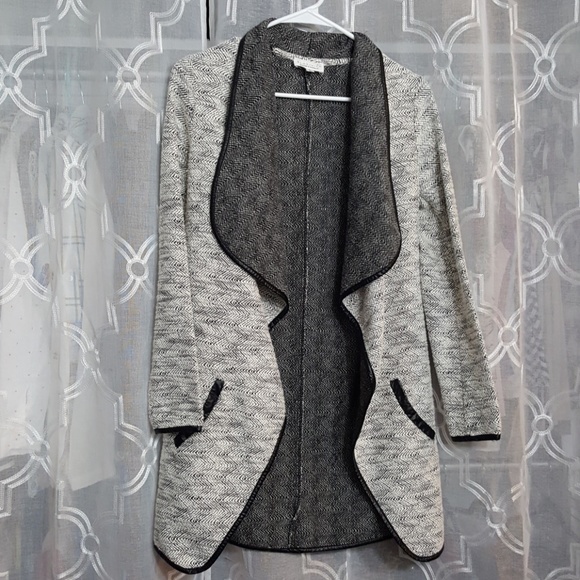 Open front waterfall jacket - Picture 2 of 7